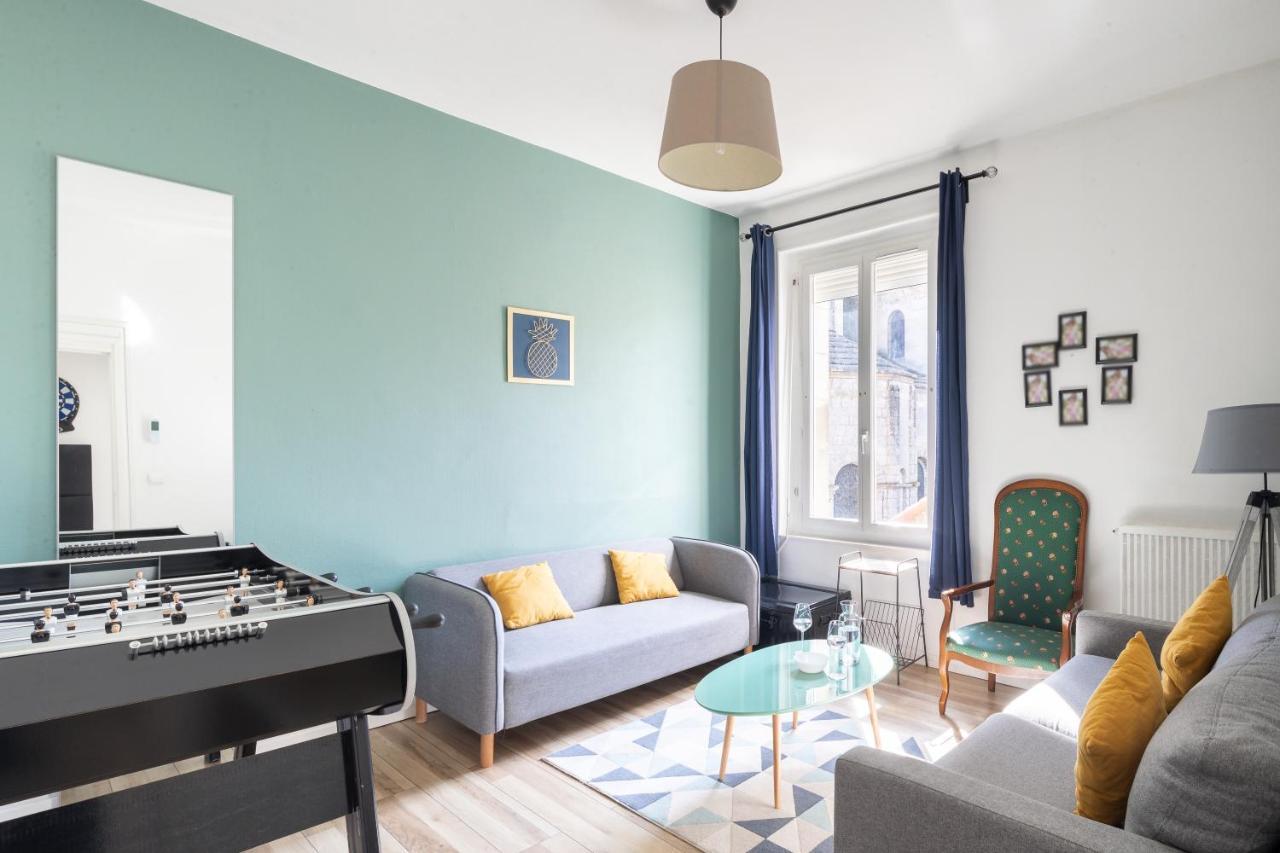 Superbe Appartement Dans Le Centre Historique Poitiers Zewnętrze zdjęcie